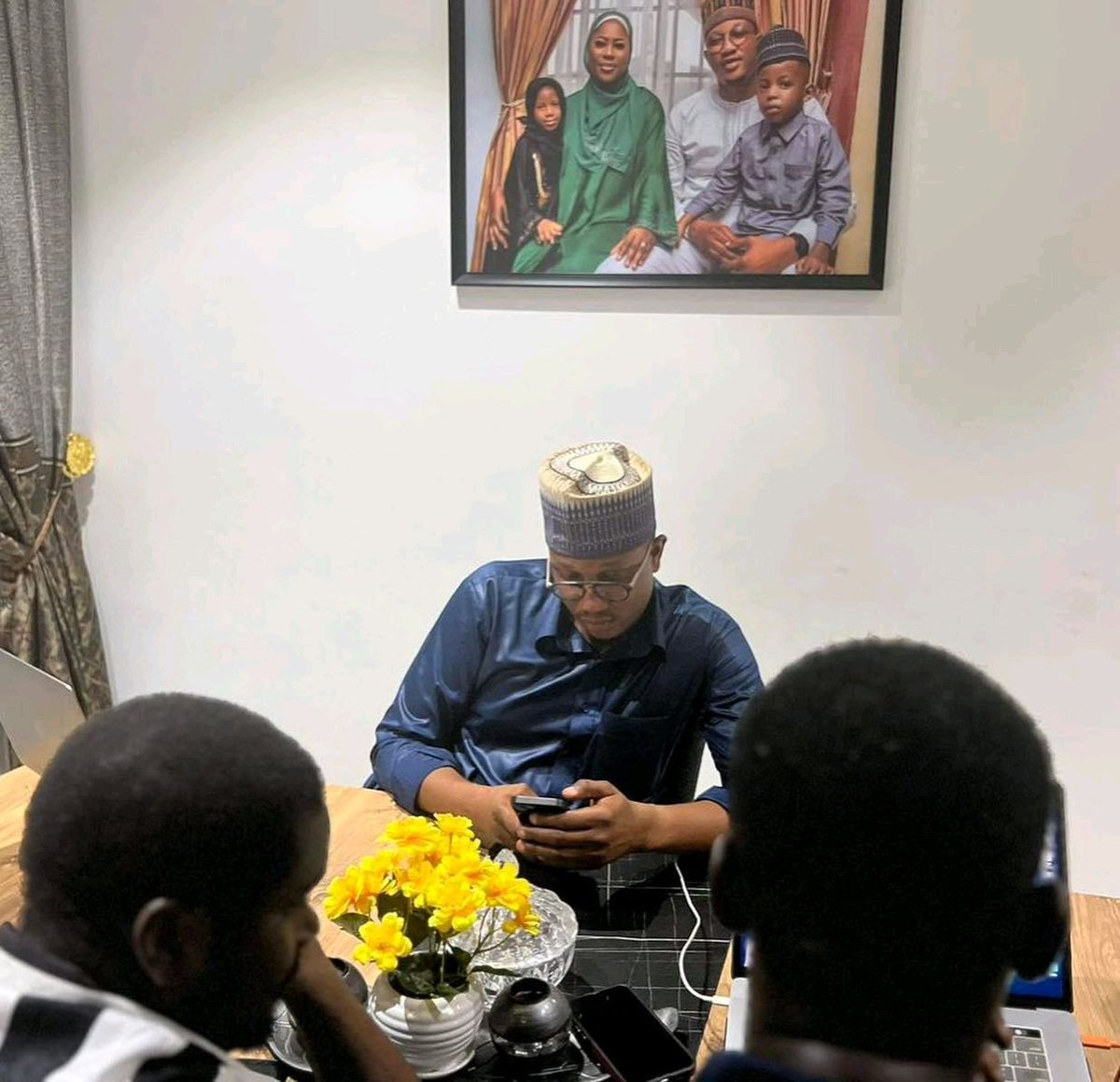 gist24gh's tweet photo. [PHOTOS]+ @sadiqabdulaiabu filling his nomination forms to contest for the Okaikoi Central Constituency Parliamentary Position ahead of the NDC Primaries.

#babasadiq4okc

Credit:@ghhyper1 https://t.co/13ePfDNshM