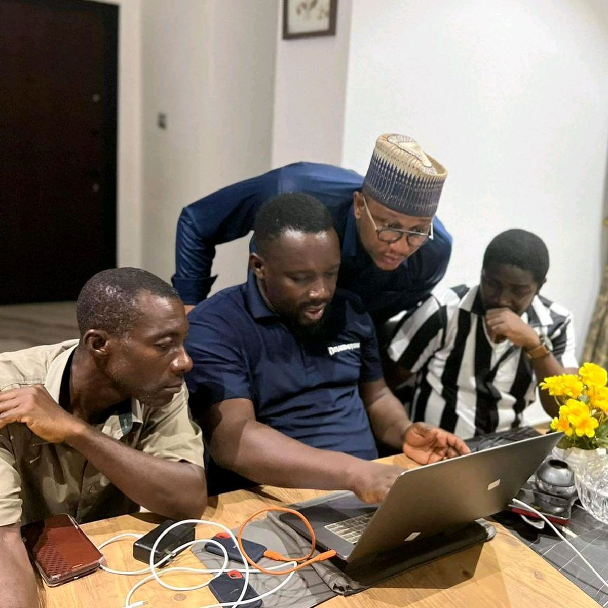 gist24gh's tweet photo. [PHOTOS]+ @sadiqabdulaiabu filling his nomination forms to contest for the Okaikoi Central Constituency Parliamentary Position ahead of the NDC Primaries.

#babasadiq4okc

Credit:@ghhyper1 https://t.co/13ePfDNshM
