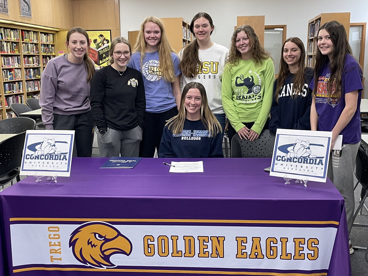 LadyTchs's tweet photo. Really proud to watch @obanion_kya sign her LOI to play tennis at Concordia University next season. Go be great!  #family @tregoeagles https://t.co/ELBlPh0JDD