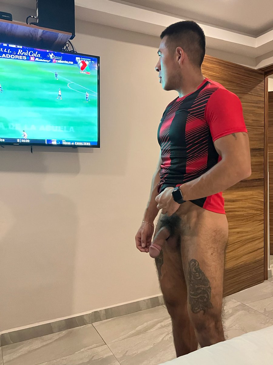ivxn_f's tweet photo. ⚽️ https://t.co/pe4IyL0OeV ⚽️ https://t.co/XJR37QIlkc