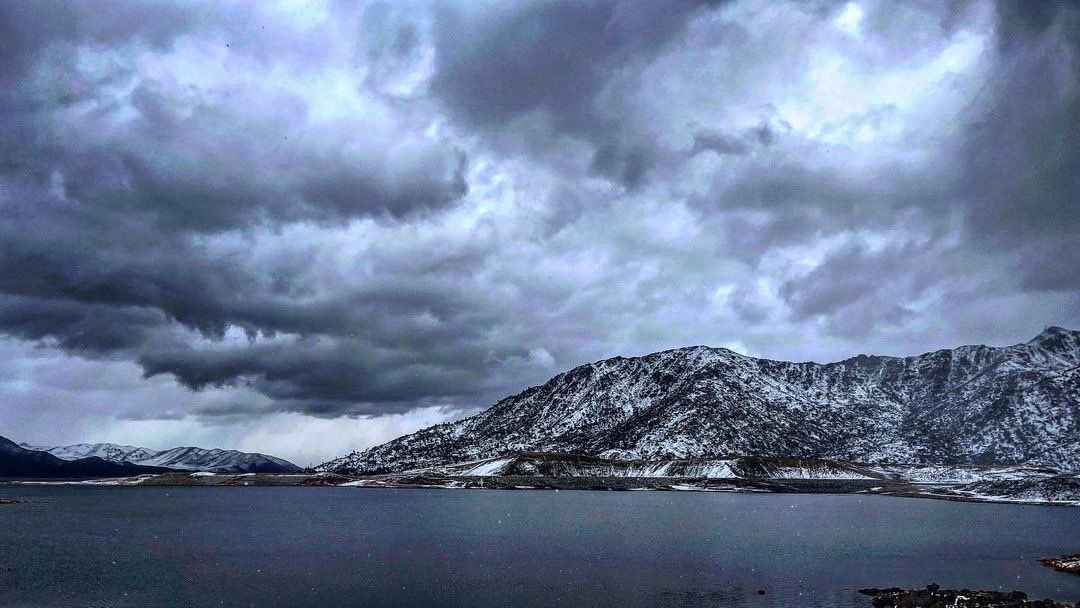 kernriver's tweet image. More rain and snow is coming to the Kern River Valley, and lots of it! Photo by Gary Ananian. #goKRO #kernriver #lakeisabella