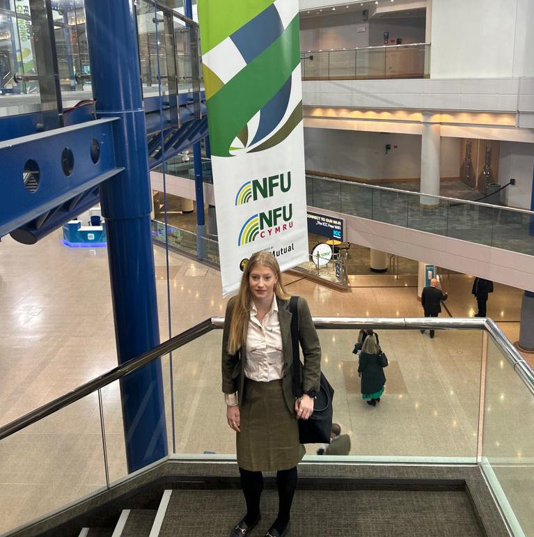 RaynerIzzy's tweet image. #NFU23 was very exciting, with a range of panels from across: political parties, industry bodies, scientists, and of course farm sectors. 

An over arching message I heard was by @ashamirahmadi ‘Farmers are Leaders’ in #climatechange #foodsecurity #NetZero #diversification