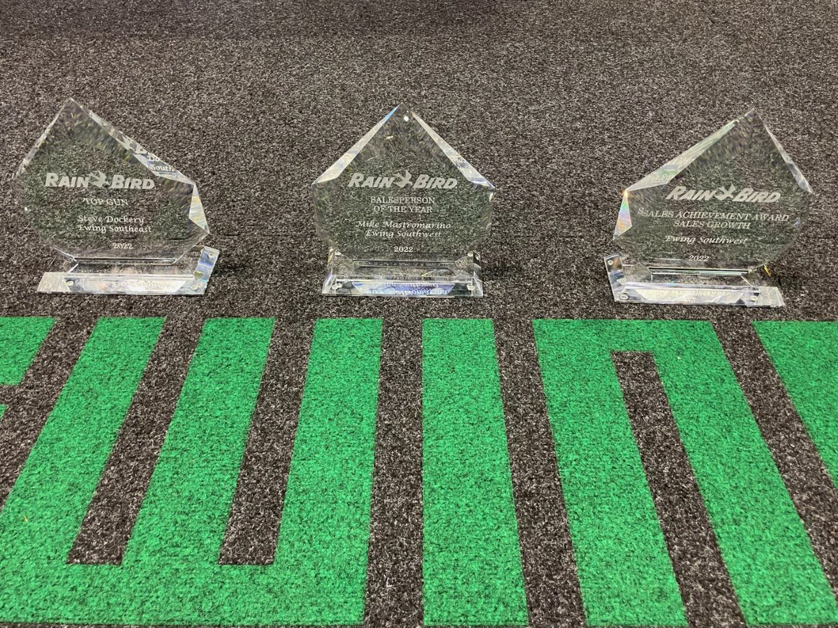 Congrats to #EwingGolf for winning 3 Rain Bird Golf Awards at the Golf Show!!
Mike Mastromarino -Salesman of the Year, Steve Dockery -Top Gun Award, and Ewing Southwest -Sales Growth Award!! #Leanonus

Click the link, bit.ly/3xHngt3 , for the Latest Golf Newsletter!!