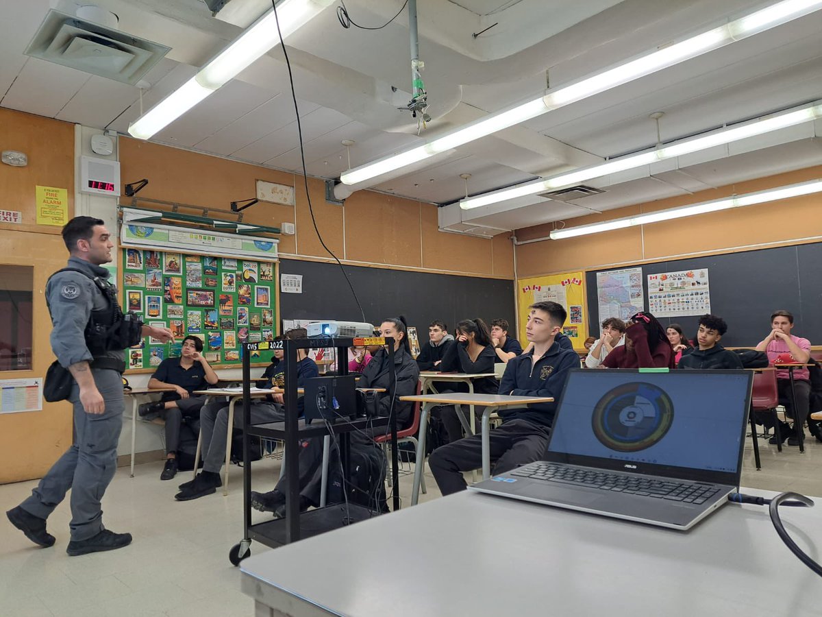 MPSJLaw's tweet photo. Thanks to Officer Ajazi of @TPSOperations for speaking to our students today on a career in policing and the role of the ETF! https://t.co/beJEHmo0NP