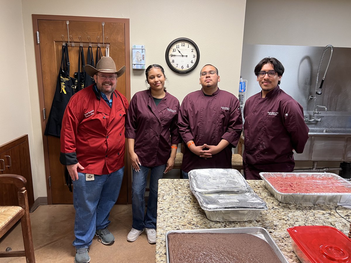 culinaryartslhs's tweet photo. Today, LISD Culinary catered lunch in the International Room at the San Antonio Rodeo and helped set up for buyer auctions.
#LHSCulinaryArts
#CTELockhart
#LHS
#LockhartHS
#LOVEMYLISD
#Lockhart4People
#LockedonExcellence
#UnLockingPotential
#LockhartLeading https://t.co/lmwRnuhXuT