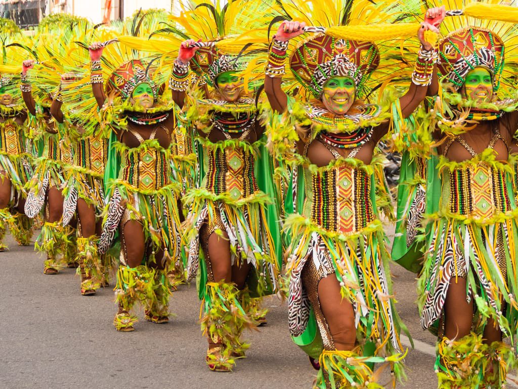 loladcd's tweet photo. Un poco del carnaval 2023 https://t.co/0p3DQlKEZj
