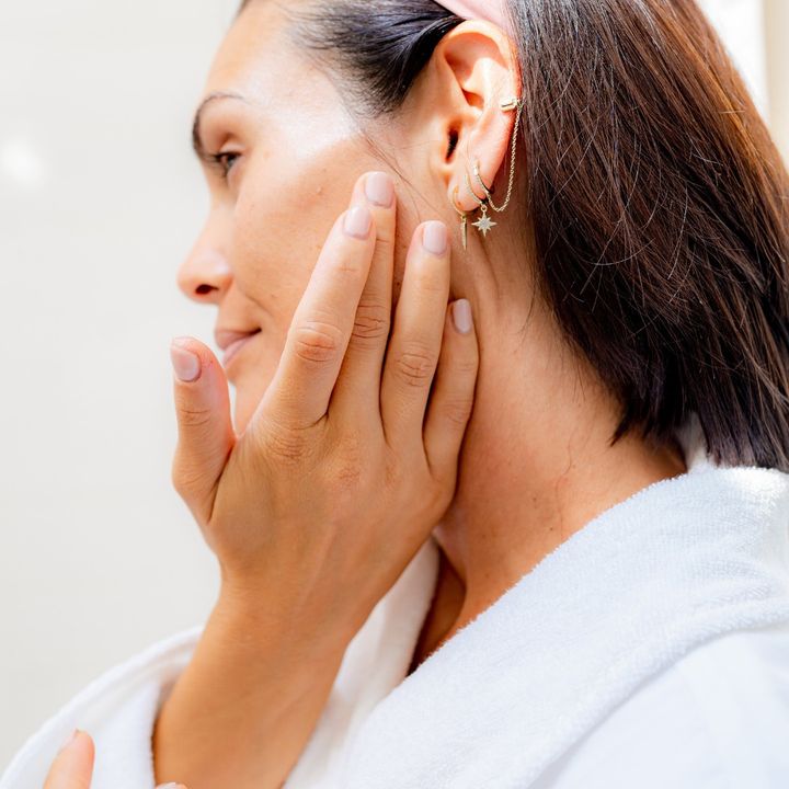 PSA‼️ The skin on your neck ages differently than the rest of your skin. Therefore, it deserves special treatment!

THIS WEEK ONLY: Buy One Neck Cream, Get One 50% OFF! Discount applied at checkout.

bit.ly/3Kg5qok