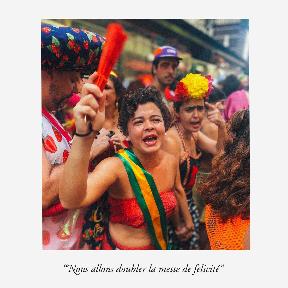 “Nous allons doubler la mette de felicité”

#bressao #carnaval #riodejaneiro #carnavalnorio #carnavalderua #dilma #brasil #rio #carnavaldubressao