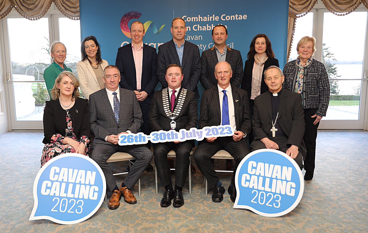 JohnPaulFeeley's tweet photo. 🔵⚪️Pleasure to launch the programme for Cavan Calling 2023 @cavancalling in @CroverHouse on the Shores of Lough Sheelin. 

This programme &amp; events in every part of the county will be a fantastic chance to bring communities together &amp; welcome Cavan people from home &amp; abroad 🔵⚪️ https://t.co/Cf6VOMaCCs