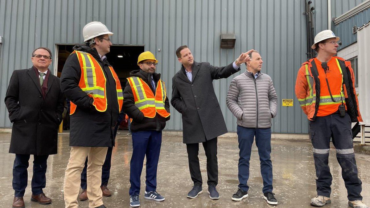 Transport_gc's tweet photo. Today, Minister Alghabra announced the launch of the Ballast Water Innovation Program, which will play an important role in further reducing the spread of aquatic invasive species in the Great Lakes and St. Lawrence River region. More info:
https://t.co/y2DMRcOnbL https://t.co/tQwd06Left