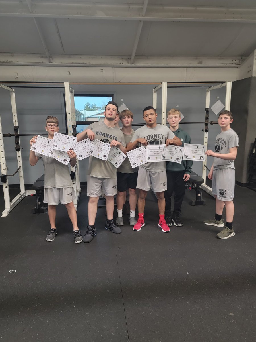 HGHORNETFB1's tweet image. Jr high Hornets did great today at weight meet! 3 overall winners today.