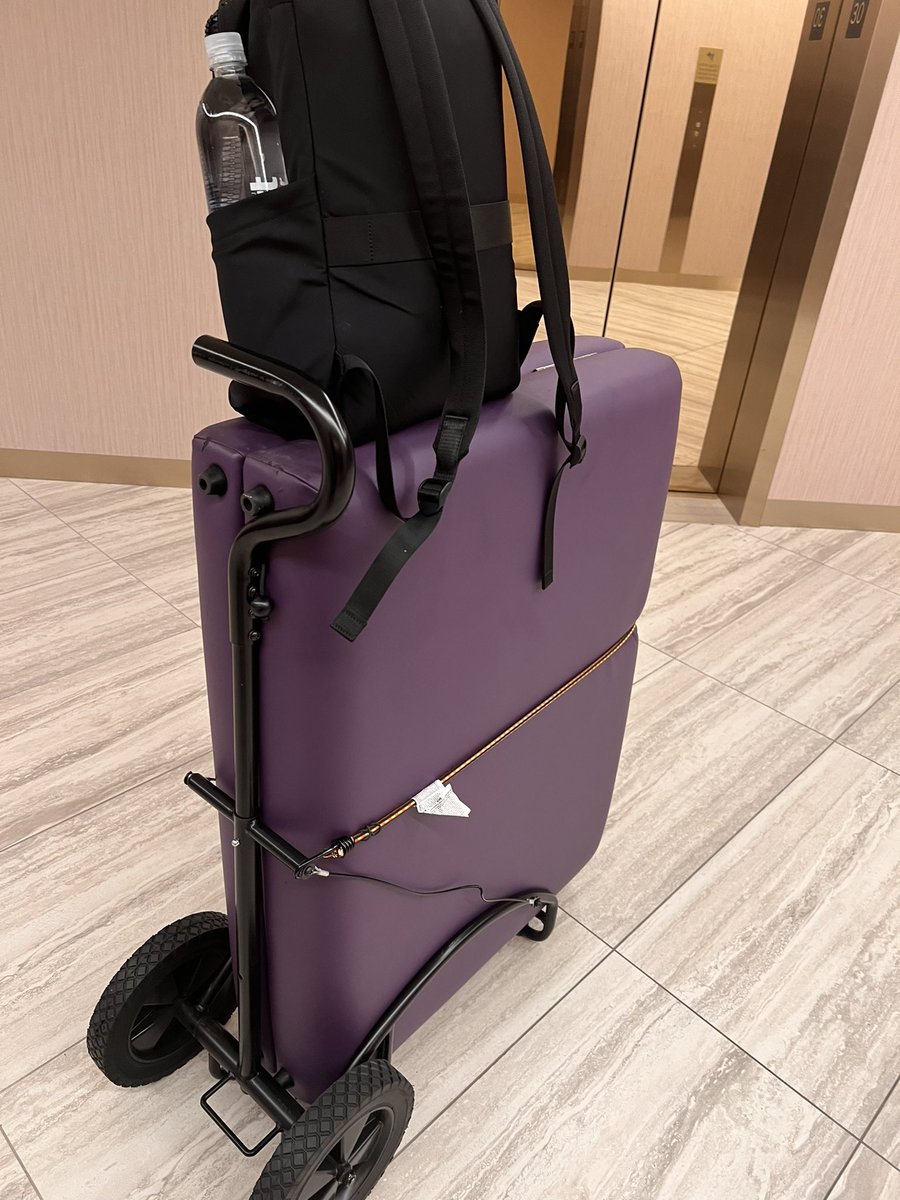 702bodywork's tweet image. #lasvegasstrip Hotel Spas overbooked? Don’t worry, I’ll bring @thespa2u get the best results!