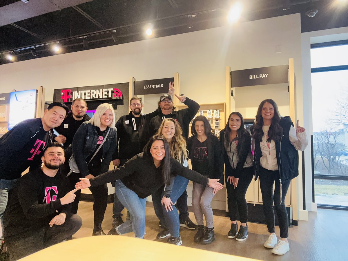 Laura Carter (@carterlaura23) on Twitter photo Magic happens when you bring Customer Care, Retail, and Network leaders together! THIS is the The Total Experience! It was a pleasure having you <a href="/leslie_vickie/">Vickie Leslie</a> and @tomjyang! #ILWI #Central <a href="/domjrcoleman/">Dom Coleman</a> <a href="/stacieporosky/">Stacie Porosky</a> <a href="/AngelGomez143/">Angel Gomez</a> <a href="/kris_colson/">Kris Colson</a> @EleTLopez @mamaraaaawr Magic happens when you bring Customer Care, Retail, and Network leaders together! THIS is the The Total Experience! It was a pleasure having you <a href="/leslie_vickie/">Vickie Leslie</a> and @tomjyang! #ILWI #Central <a href="/domjrcoleman/">Dom Coleman</a> <a href="/stacieporosky/">Stacie Porosky</a> <a href="/AngelGomez143/">Angel Gomez</a> <a href="/kris_colson/">Kris Colson</a> @EleTLopez @mamaraaaawr