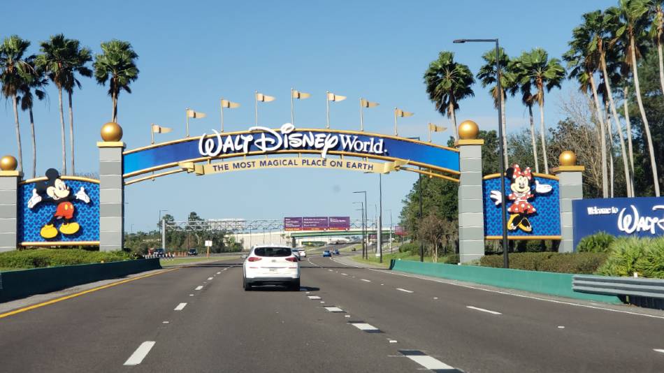 TheDisneyBlog.com tweet media