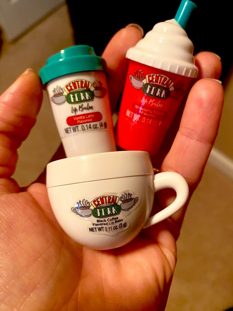 Maryna_BY's tweet photo. Obsessed 😍☕️ !!! #Friends #CentralPerk https://t.co/2mOgeeJ51i