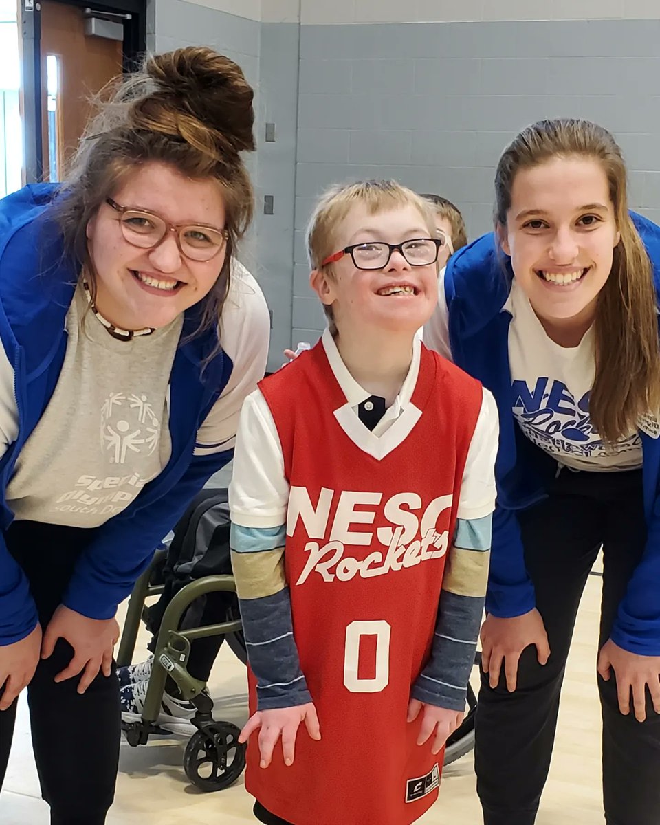 CastlewoodUCS's tweet photo. We recently competed in the NE AREA Basketball Tournament at the Hamlin School. We had a blast!! https://t.co/F8OQMLuAb1