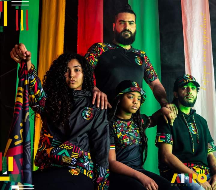 SKhmira's tweet photo. Esperance de Tunis, Tunisia's most successful football team, has just unveiled its new "Africa" themed kit.
It reflects the team's African pride.
A much-needed gesture of unity in these dark times.
#Tunisia
#Africa https://t.co/d3NK0q8F4P
