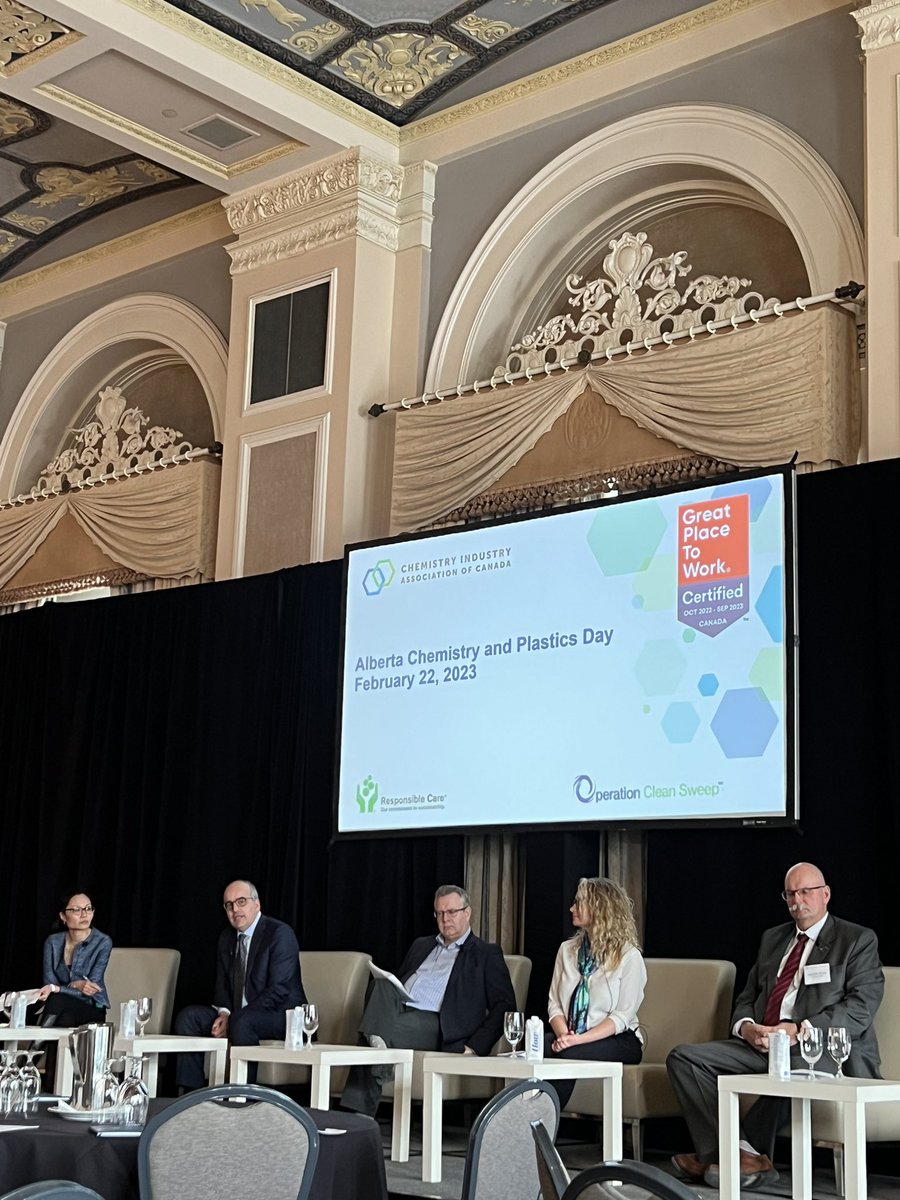Great networking and discussion at @ChemistryCanada’s Alberta Chemistry and Plastics Day. @EdmontonGlobal CEO Malcolm Bruce is on the final panel: Issues and Solutions to Transportation and Supply Chain Challenges
#yegmetro #strathco #ableg #OurRegionOurFuture #supplychain