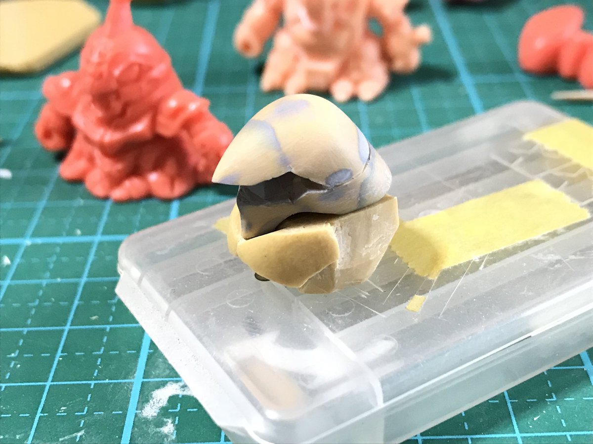Frog_9400's tweet photo. エポキシパテによるフルスクラッチで作った、デフォルメマスコットのサーバイン。

作りの粗さや甘さが多くありますが、全体的なバランスとしては自分の最高傑作です。

#サーバイン
#聖戦士ダンバイン
#エポパテ
#エポキシパテ
#フルスクラッチ https://t.co/fZ5mFqGFhV