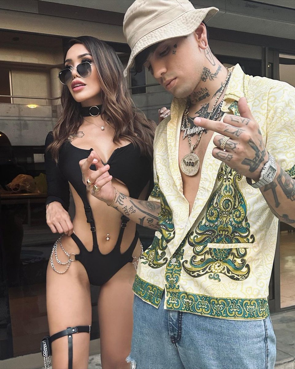 mdbxcrew's tweet photo. MVP🍾🥶
Mañana nuevo tema de @crocraxker33 
Trap de la MDB en la casa
Esto no es música.. https://t.co/B5sCYpcwvM
