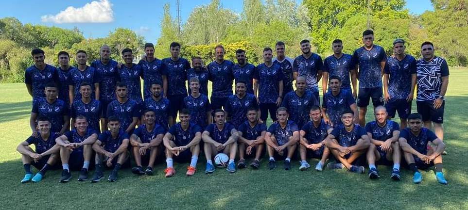 hugobasilico's tweet photo. #PrimeraC #Planteles ⚽️ #GeneralLamadrid #VillaDevoto #Carceleros @Lamadridprensa @PasionLama @revistaascenso @sebacrosta @27Marchus @GabyPalladino @cronicascenso @PRIMERACENRADIO @SABADOGOL @afa @MesaPrimeraC #actualizacion https://t.co/6a0wivlArc