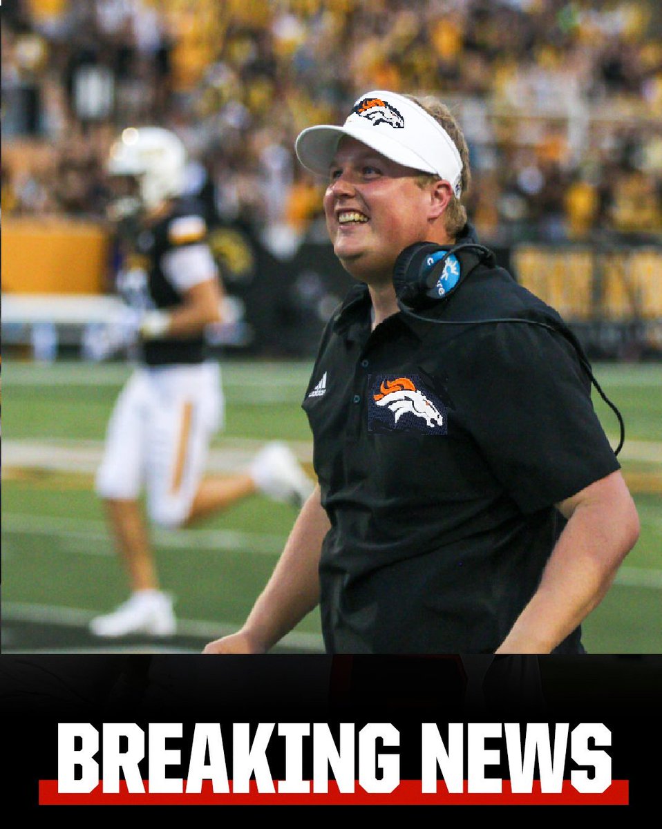 CloverleafMall's tweet photo. SOURCE: Florida's new Defensive Coordinator, Austin Armstrong, is expected to become the Denver Bronco's new DC. Armstrong previously served as Alabama's ILB coach. Last year his Southern Miss Defense ranked third nationally in TFLs; fifth in sacks; seventh in INTs......#SMTTT https://t.co/yMzqkYm8eu