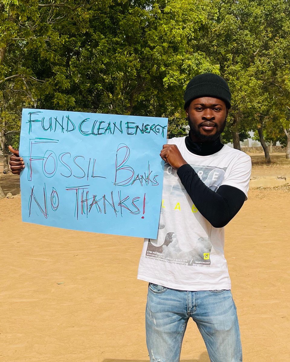 soloofekundayo's tweet photo. Fossil fuel investments are damaging to marginalized communities around the world. Banks must take responsibility for the impacts of their investments and work towards a just transition to a clean energy economy
#FossilBanksNoThanks #CleanEnergyCleanFuture #RiseUpMovement https://t.co/jDx6mebXu2