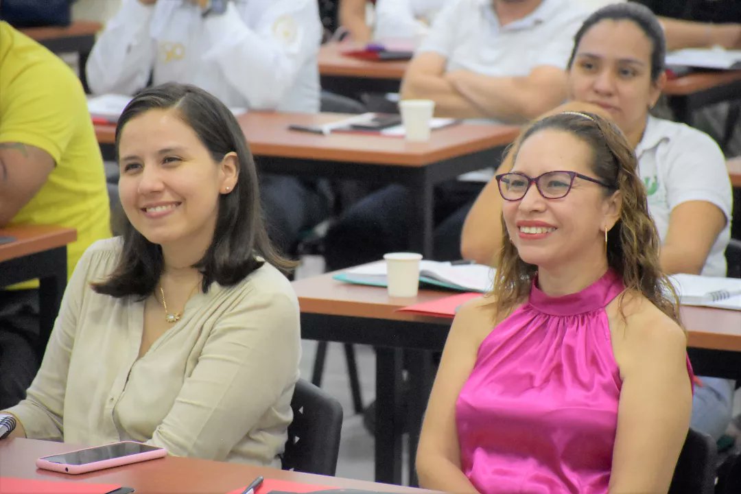 unisimoncucut's tweet photo. Con el objetivo de socializar los resultados de aprendizaje, se dieron cita en nuestra Universidad profesores e investigadores de las diferentes Instituciones de Educación Superior del país, miembros de la Asociación Colombiana de Facultades de Ciencias - #ACOFACIEN. https://t.co/chOB6ONGdI