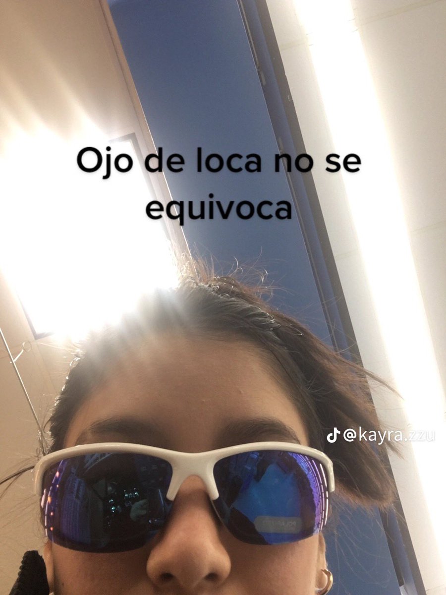 😗