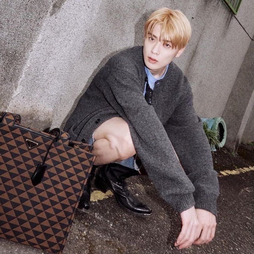 empathyoonoh's tweet photo. JAEHYUN LOOKS SO GOOD https://t.co/FVYrtHPfer