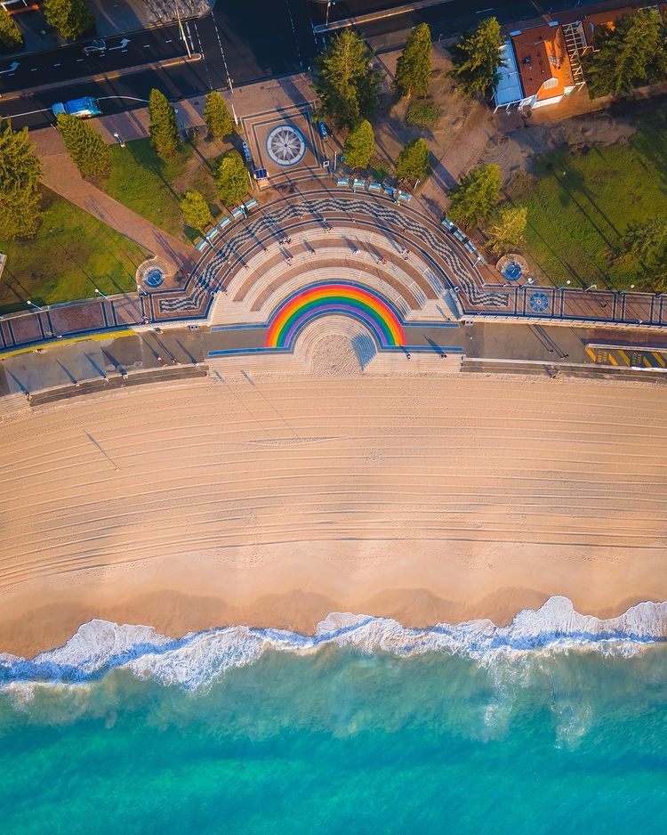 sydney_sider's tweet image. Welcome to the #rainbowcity 🌈 #sydney has come alive with rainbows, love and inclusivity for #SydneyWorldPride!  

Thanks for sharing your #feelnewsydney moments, IG/itsdavesdrone, mercuresydney, henryliphoto, walts24