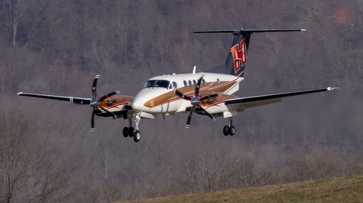 The flying bullet King Air. It’s owned by Hornady Manufacturing.
 . .
 . .
 #planespotter #avgeek #nashville #kingair #aviationphotography #aviationlovers #aviation #canon
#canonphotography
#planesofinstagram #planephotography #instaaviation #planelovers