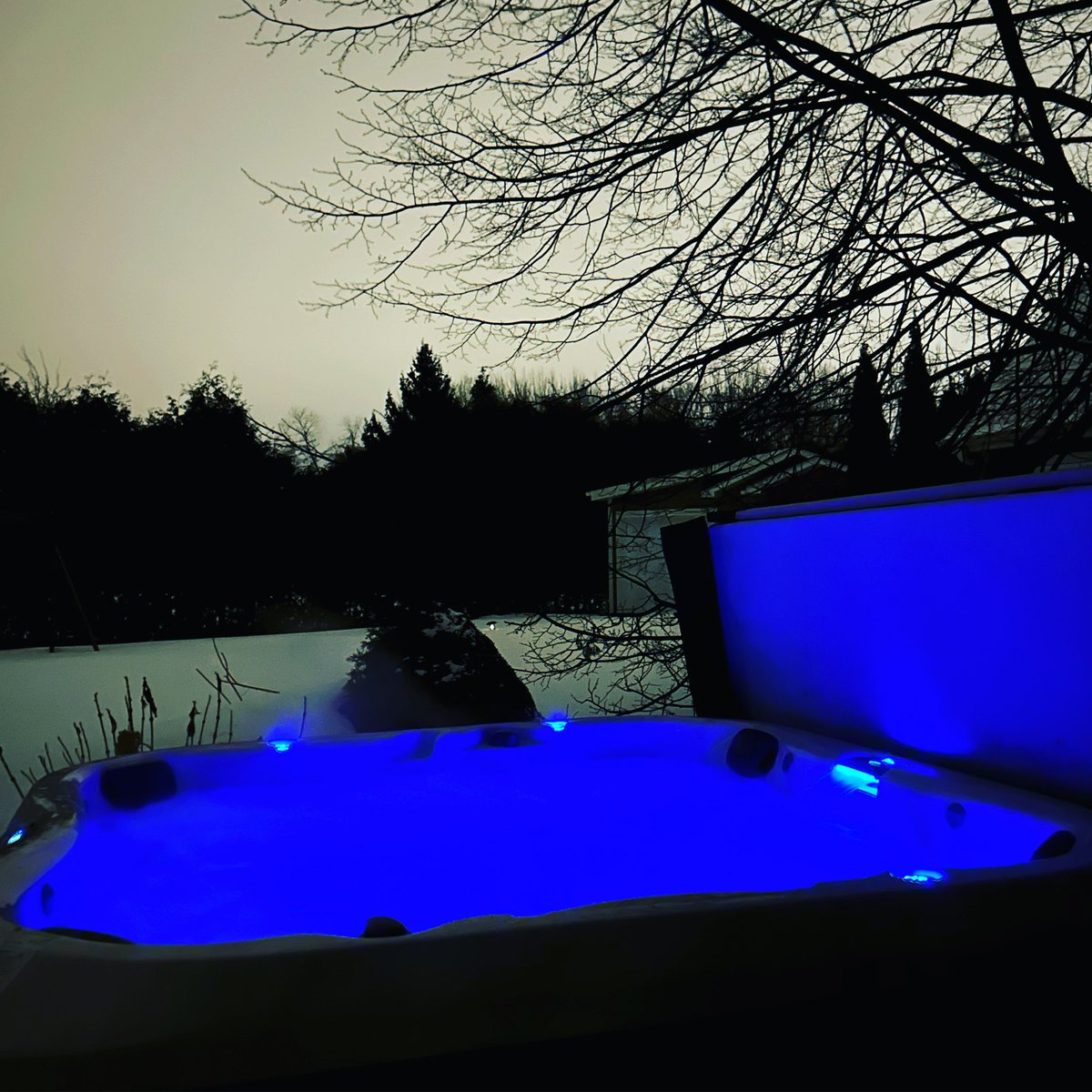 DanzLL's tweet image. Just some self care!! 😌