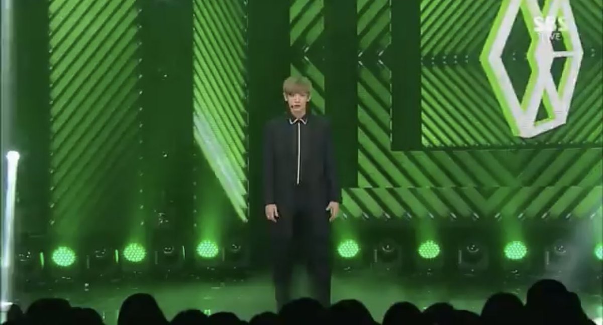ELLE12 9412 8812 แด่ EXO 9 คนผู้เป็นนิรันดร์ tweet media