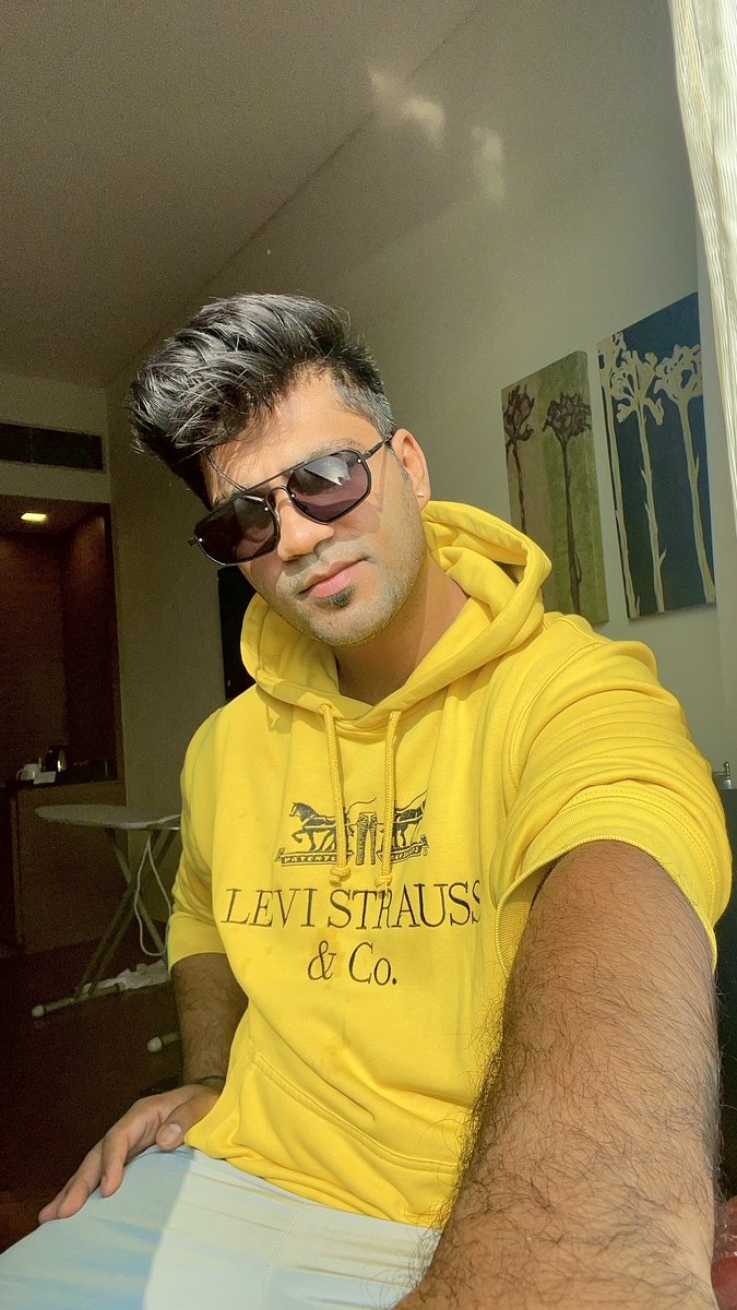 Positivity has a colour - Its Yellow 💛