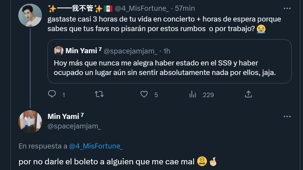 Ile404NotFound_'s tweet photo. al chile que le den un trabajo a alguien, que tenga actitud narcisista y lo único que tenga que presumir es: que no pagó un boleto porque SU TRABAJO @ExaFM @jessiecervantes se lo dio y es su único argumento que tiene, ya es cero profesionalismo https://t.co/H32g3jpgRD