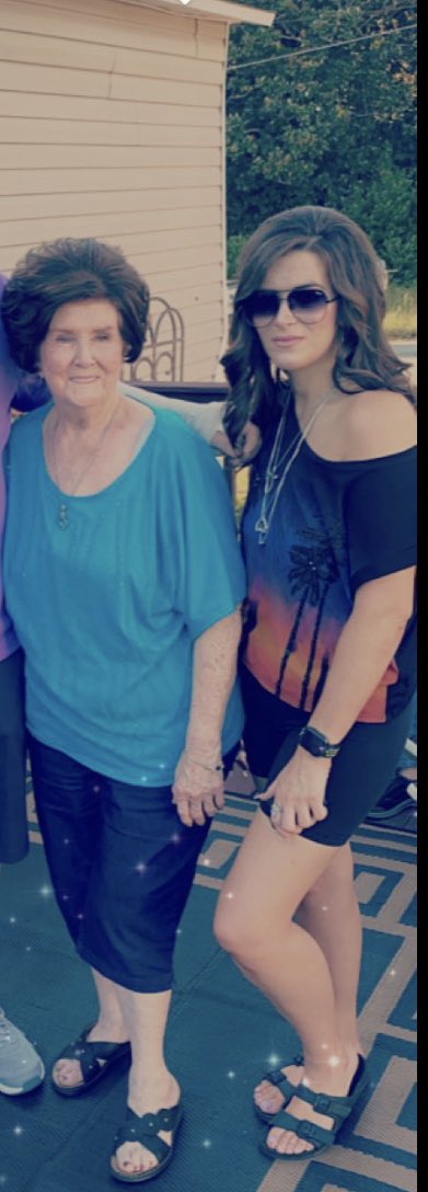 ashleyc0624's tweet photo. To say your gonna be truly missed is a understatement nanny this world will never be the same without you we love &amp; miss you so much https://t.co/PZfIYJeeHZ