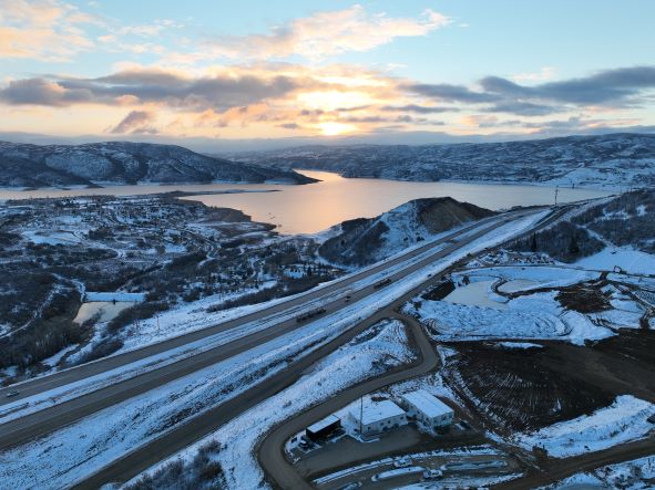 JacobsenBuilds's tweet photo. Check out the excellent progress at the MWR Hotel at Mayflower! This conference hotel is being Built for Life with state-of-the-art technology and will be an unparalleled mountain destination.

#JacobsenBuilds #WeBuildUtah #BuiltForLife https://t.co/SyIZ3dwwDU