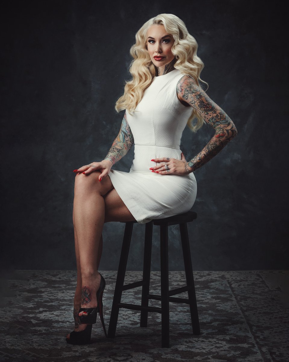 AdamTrujillo's tweet image. Feeling like everything is falling in place or getting ready to? Are you working on a change in pace for your career or family? From a #professionalheadshot to a dynamic styled #studioportrait there is always a good reason for a photo shoot to celebrate your achievements.