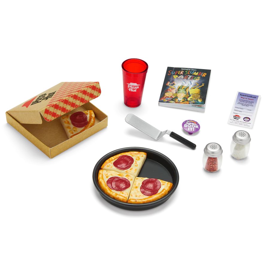 Oh no. @leilacohan just sent me the 90s American Girl dolls that just dropped and… I was not ready.