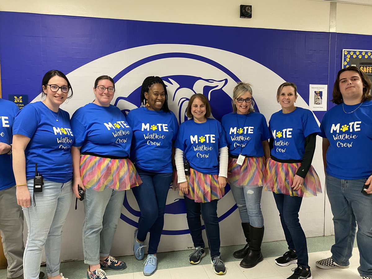 MoteBulldogs's tweet photo. February 22nd (2/22) was Tutu and/or Twin Day at Mote! @RedClaySchools #TheAmazingPlace #FunFebruary https://t.co/N3zKOaifeC