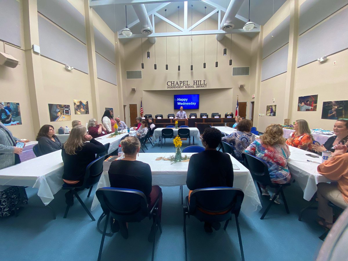 At #ChapelHillISD we understand that building a strong community requires deliberate efforts and active engagement… AKA a monthly work luncheon. 🌮🍗