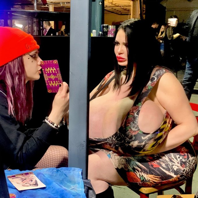 Busted at the Dirty Show https://t.co/Ol07RyViK8