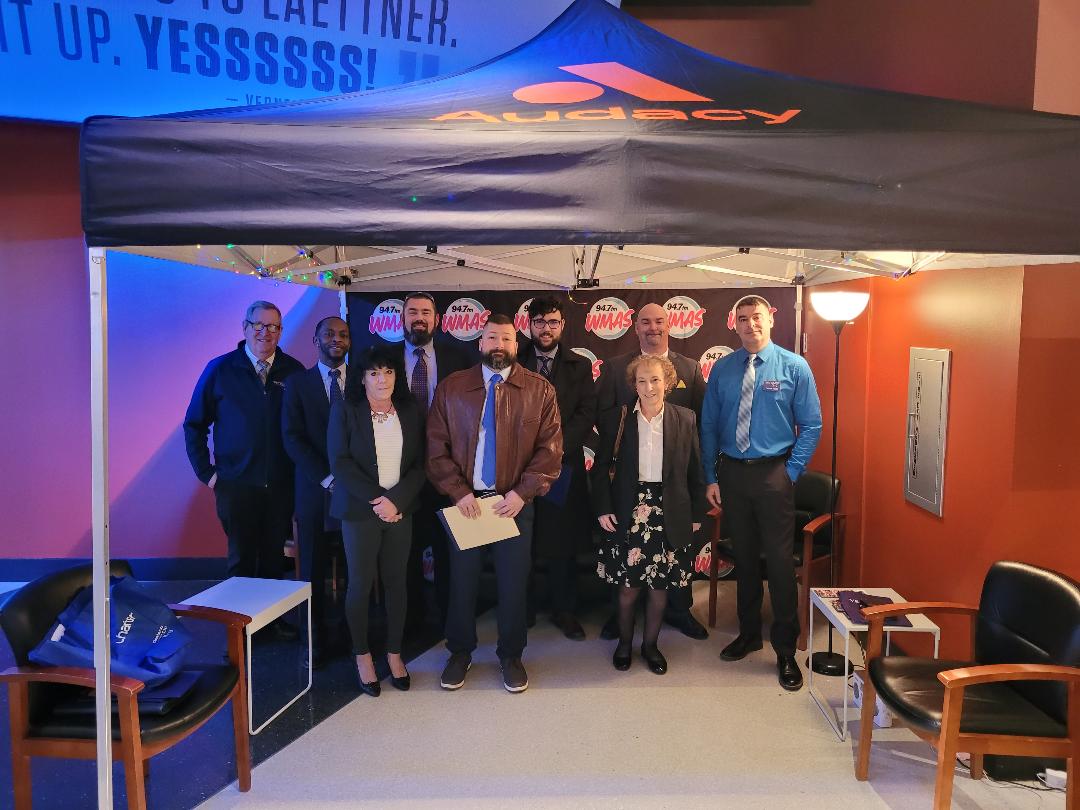 veteransinc1's tweet photo. #TeamSpringfield had 12 veterans attend the MassHire Springfield Career Fair at the Basketball Hall of Fame. Veterans were set up for success at this event, with a full list of employers and targeted resumes created prior to walking in the door. #supportveterans #hireveterans https://t.co/FPRpzMj8u0