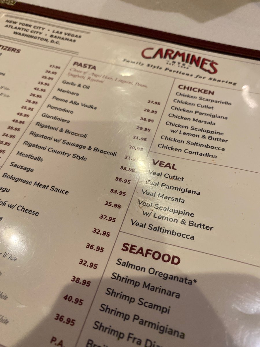 I'm at Carmine’s Italian Restaurant in New York, NY swarmapp.com/c/hc3r0rxQmTC