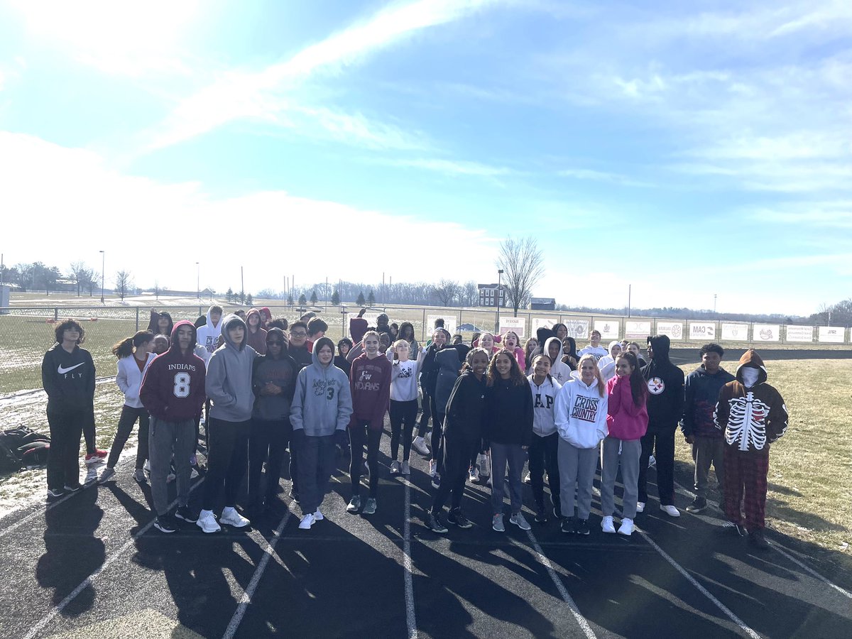 CWMSTFSPRINTERS's tweet photo. Canal Winchester families if you have or know a 7th or 8th grader who wants to be a part of dedicated team and is looking to challenge themselves we would love to add them to our team! We are locked in and ready to work! @CWIndians @CwmstF @CWSprinters @CWMSAthletics https://t.co/Rvi9DTpUzz