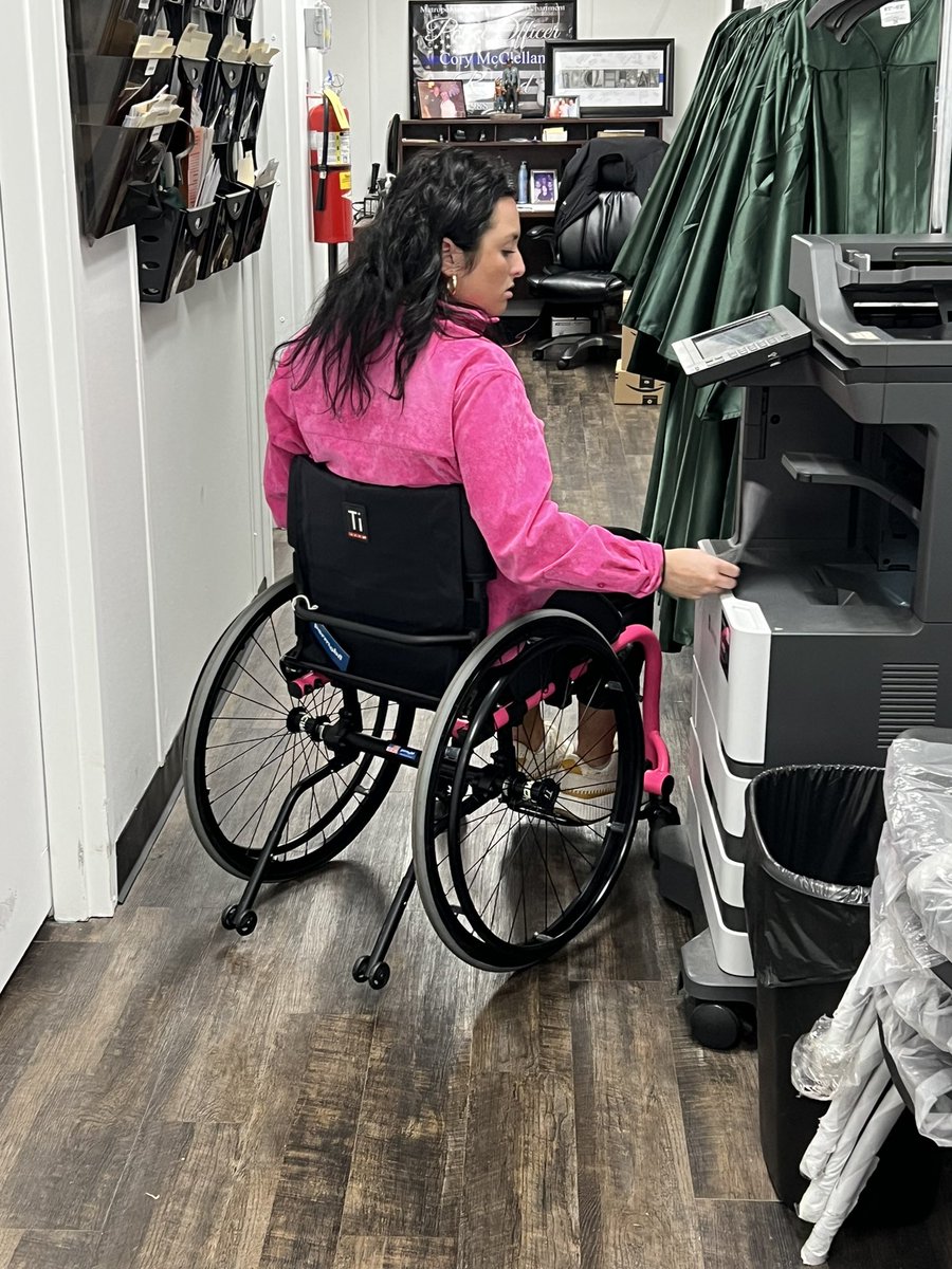In_My_Wheels's tweet photo. Today was an amazing day! We laughed a lot but we learned the importance of accessibility and empathy. Thank you to my FCS family for always supporting my goal. #NeverGiveUp #ChangingTheWorld https://t.co/xbb8bK6h1D