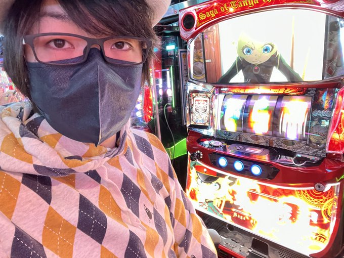 1000円でボーナス2回引いた!ほんで追加投資中。なかなかおもろそうな台や。(もうトロフィー出てる幼女ある)#小田急線相模大野駅北口駐車場完備のお店#カメラ無し実戦#15時までおるやで 