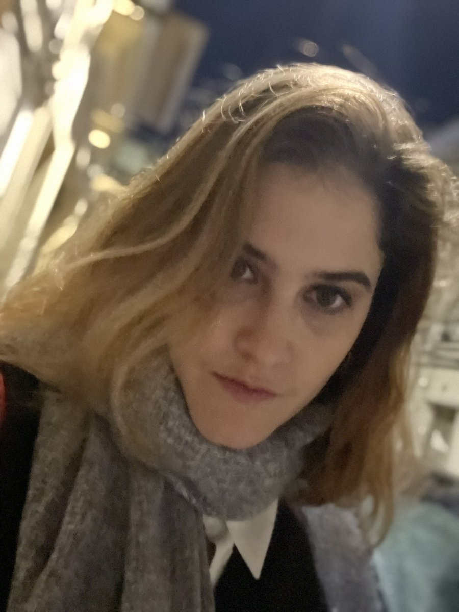 SandraWeberD's tweet image. #vanitytime #selfie