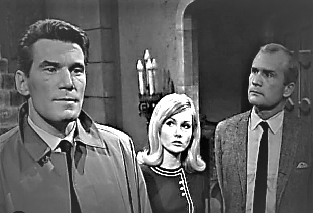 oralcarter's tweet photo. #DarkShadows 1966-1971 

1966 
#MitchellRyan #NancyBarrett #LouisEdmonds https://t.co/3Rxxg08JnK